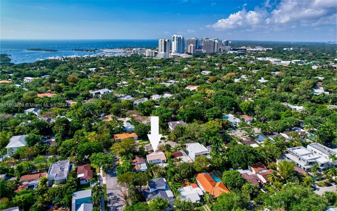 Active With Contract: $1,475,000 (2 beds, 2 baths, 0 Square Feet)