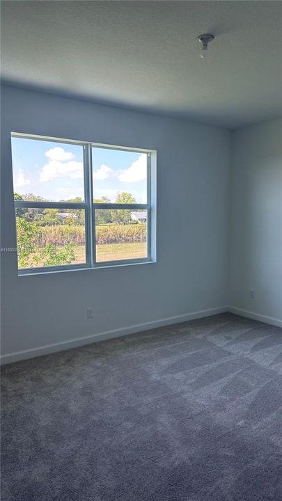 Active With Contract: $2,300 (3 beds, 2 baths, 1635 Square Feet)