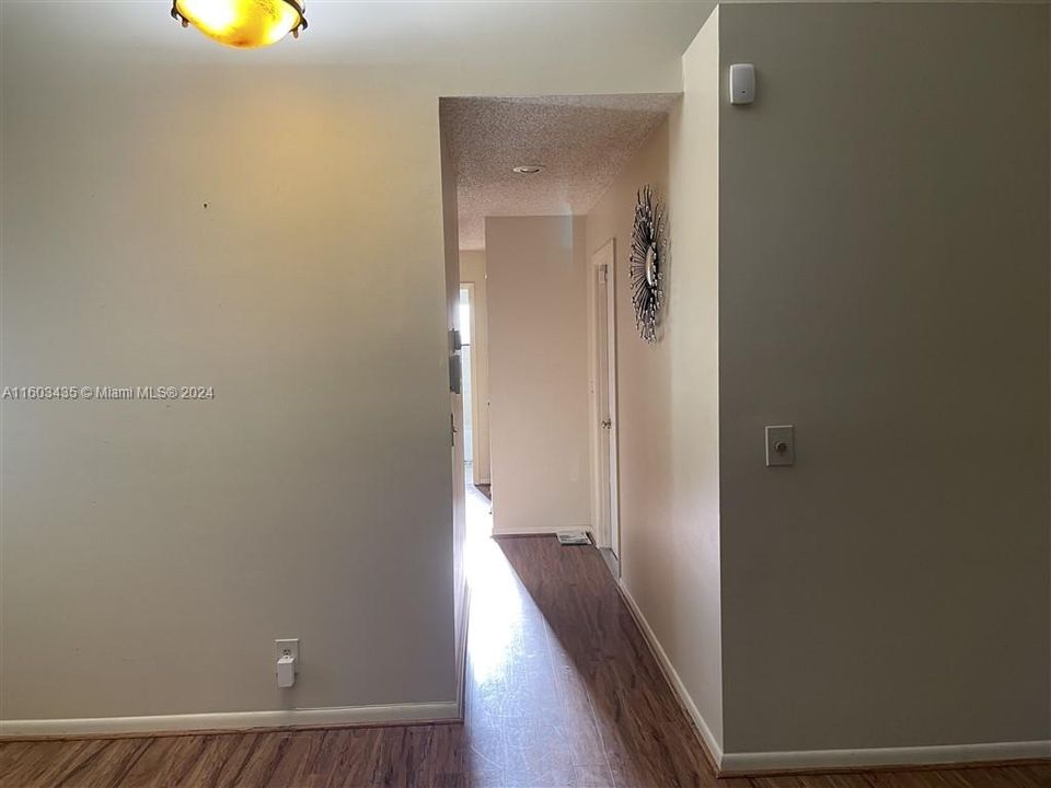 For Rent: $3,000 (3 beds, 2 baths, 1326 Square Feet)