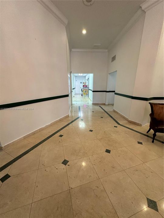 En Venta: $192,500 (1 camas, 1 baños, 801 Pies cuadrados)