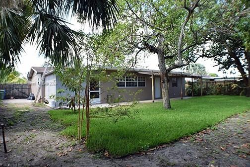 En Venta: $499,000 (4 camas, 2 baños, 1620 Pies cuadrados)