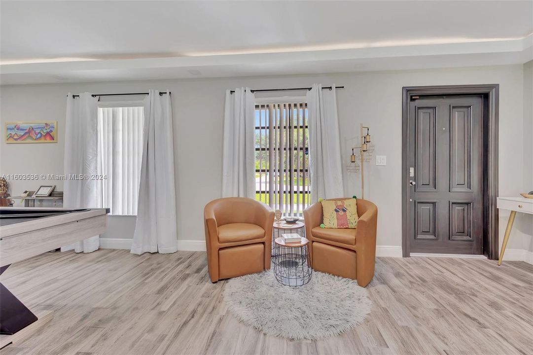 For Sale: $1,100,000 (4 beds, 2 baths, 1850 Square Feet)