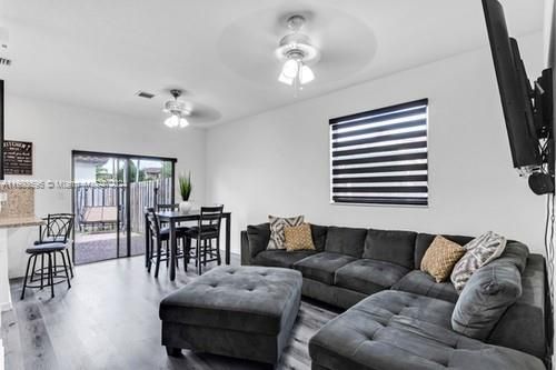 For Sale: $450,000 (4 beds, 2 baths, 1786 Square Feet)