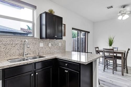 For Sale: $450,000 (4 beds, 2 baths, 1786 Square Feet)