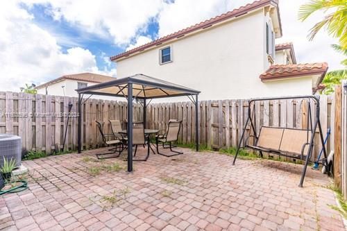 For Sale: $450,000 (4 beds, 2 baths, 1786 Square Feet)