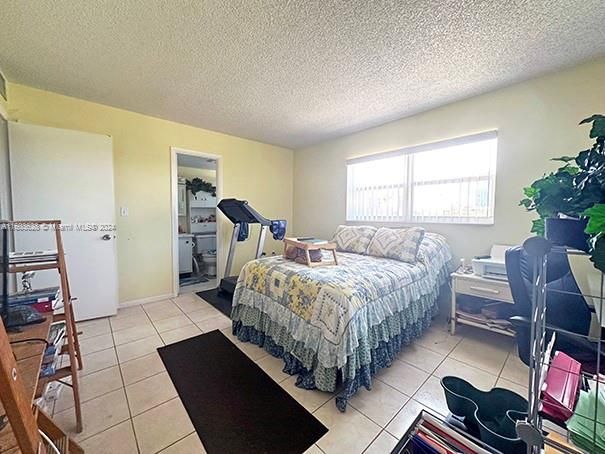 For Sale: $279,000 (2 beds, 2 baths, 1203 Square Feet)