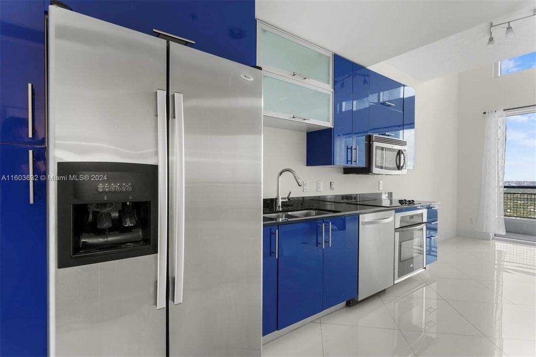 Recently Rented: $2,850 (1 beds, 1 baths, 705 Square Feet)