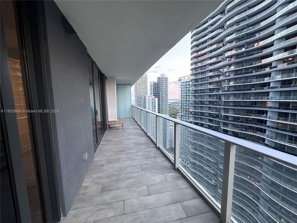 Active With Contract: $4,950 (2 beds, 2 baths, 1028 Square Feet)