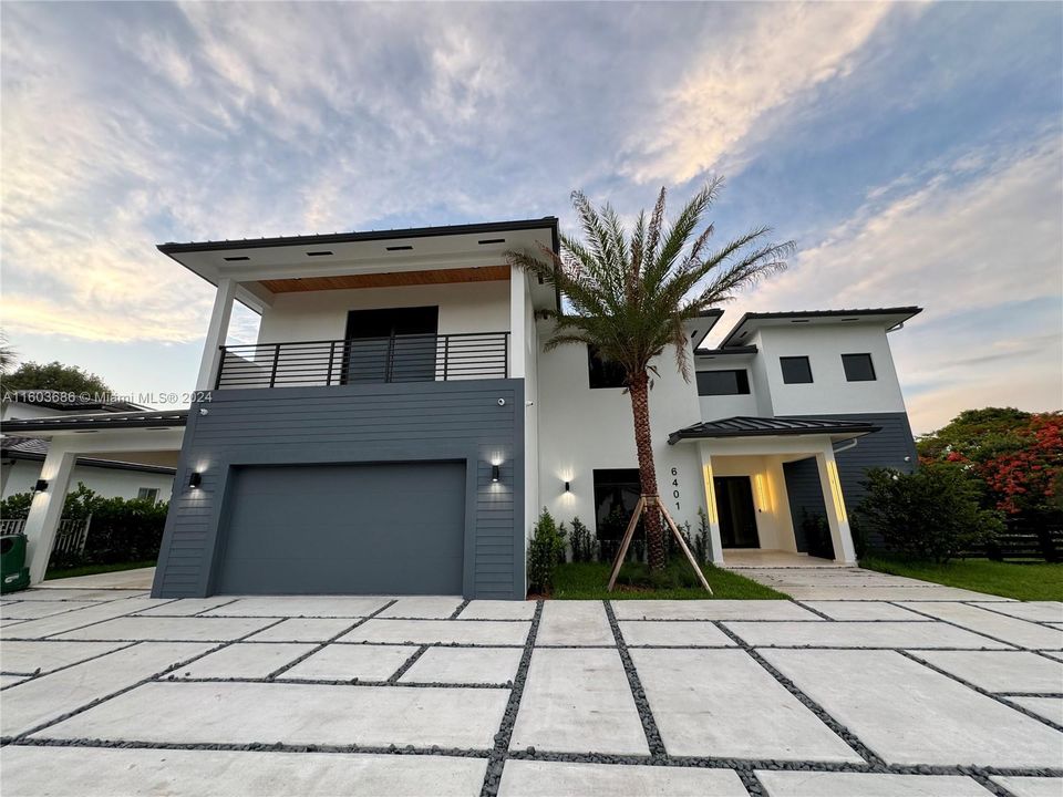 En Venta: $5,899,000 (6 camas, 7 baños, 7895 Pies cuadrados)