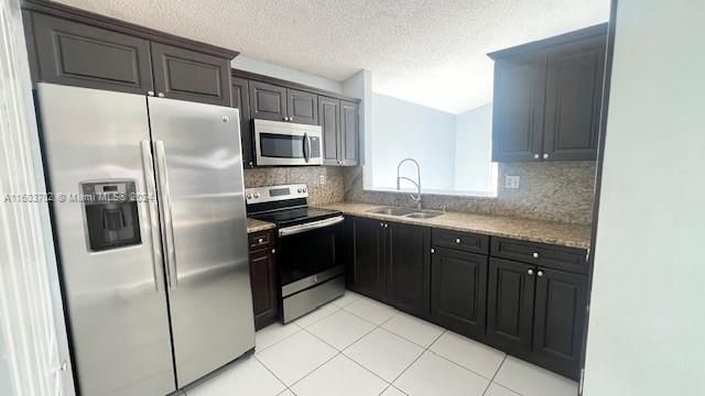 Active With Contract: $3,250 (3 beds, 2 baths, 1235 Square Feet)