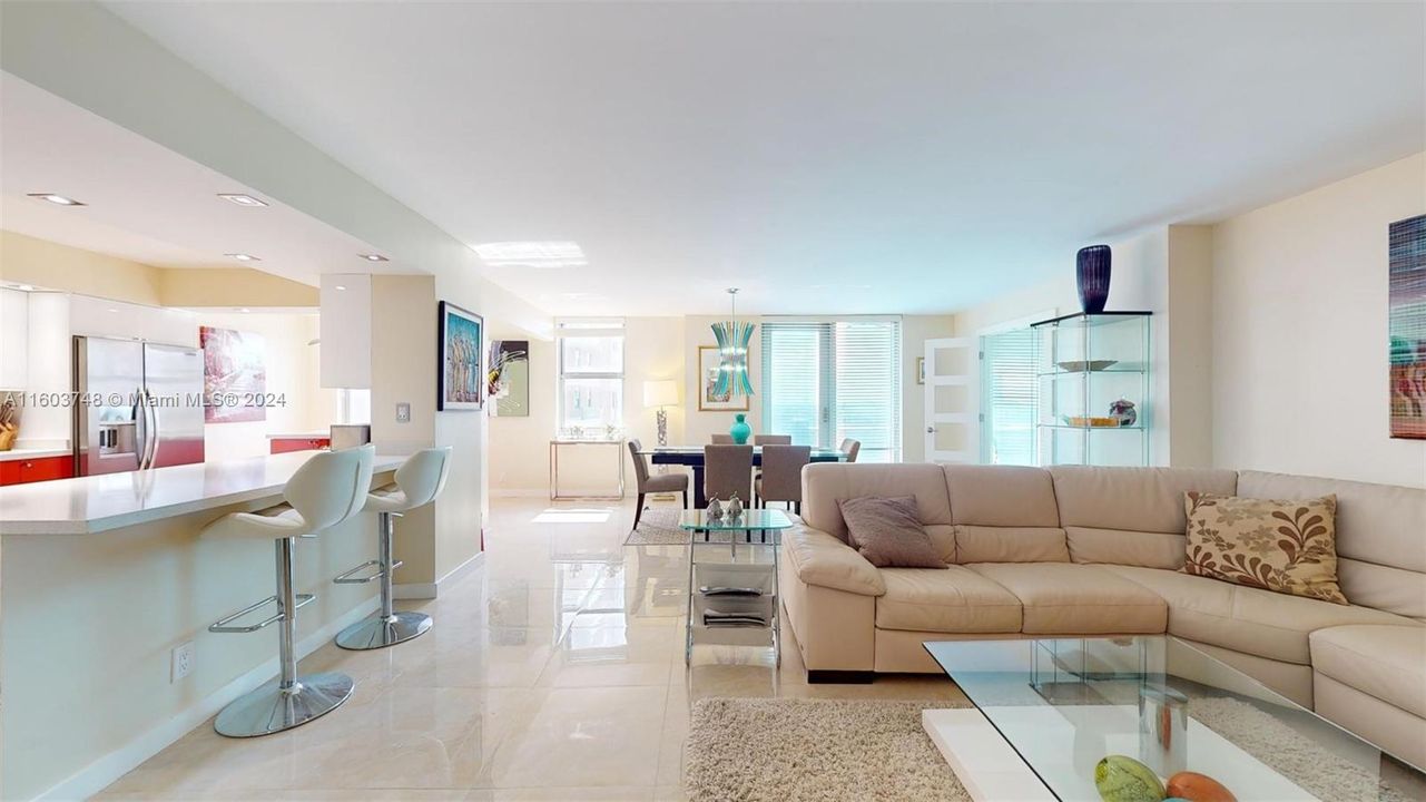 For Sale: $699,000 (1 beds, 2 baths, 1358 Square Feet)