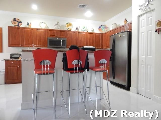 For Rent: $3,500 (4 beds, 3 baths, 2925 Square Feet)