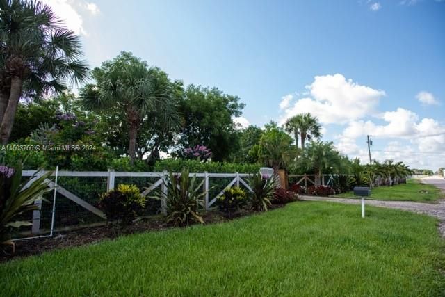 For Sale: $2,500,000 (4 beds, 2 baths, 4195 Square Feet)