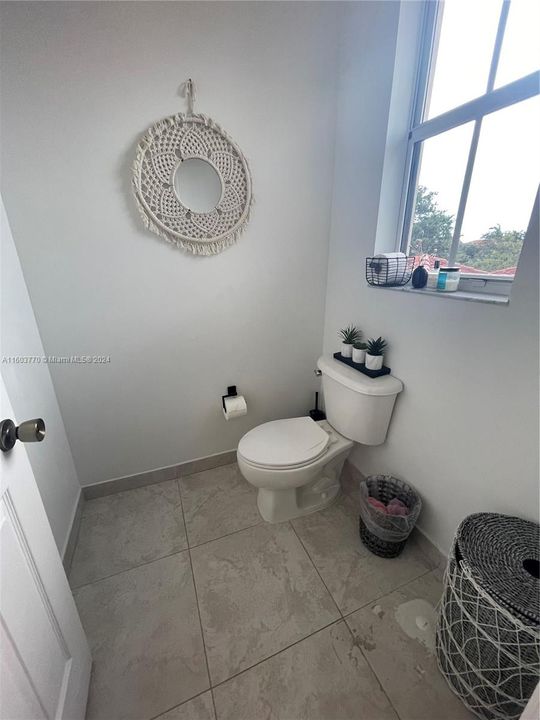 Recently Sold: $780,000 (4 beds, 3 baths, 2997 Square Feet)