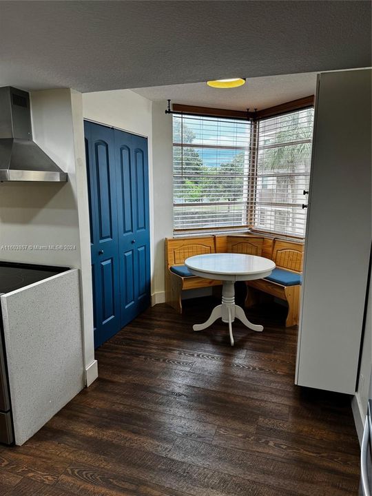 For Rent: $2,950 (3 beds, 2 baths, 1155 Square Feet)