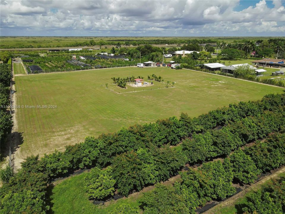 For Sale: $584,000 (2.50 acres)