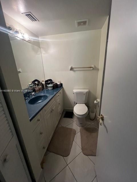 For Rent: $2,900 (3 beds, 2 baths, 1328 Square Feet)