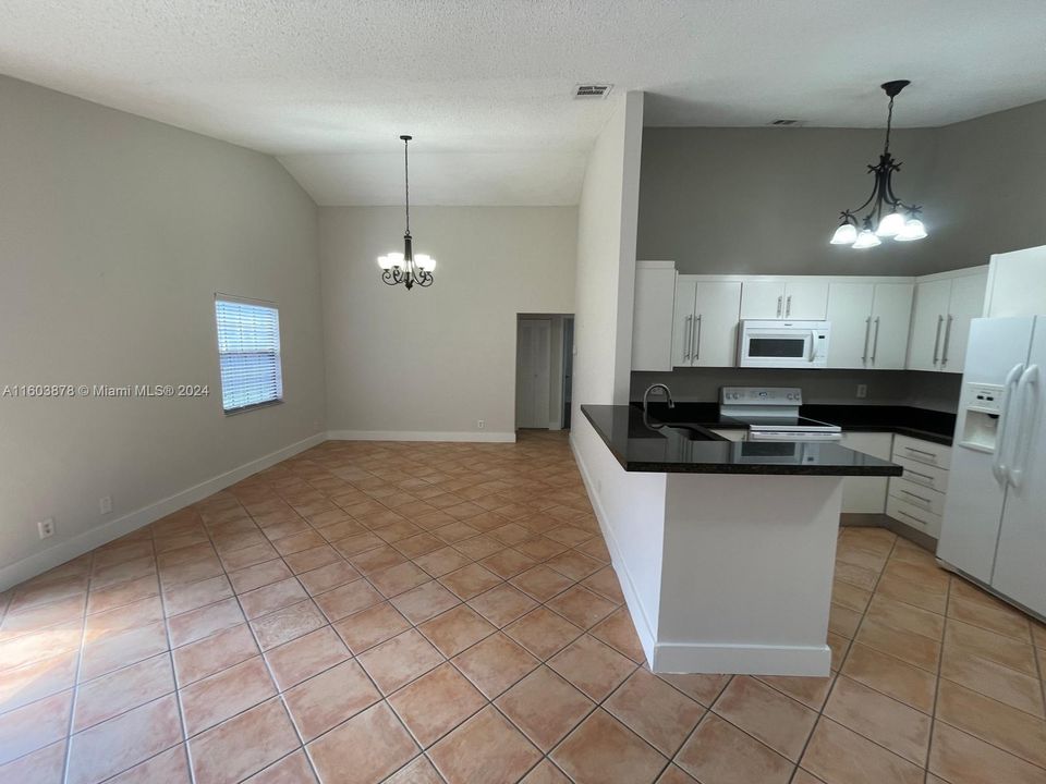 For Rent: $3,950 (3 beds, 2 baths, 0 Square Feet)