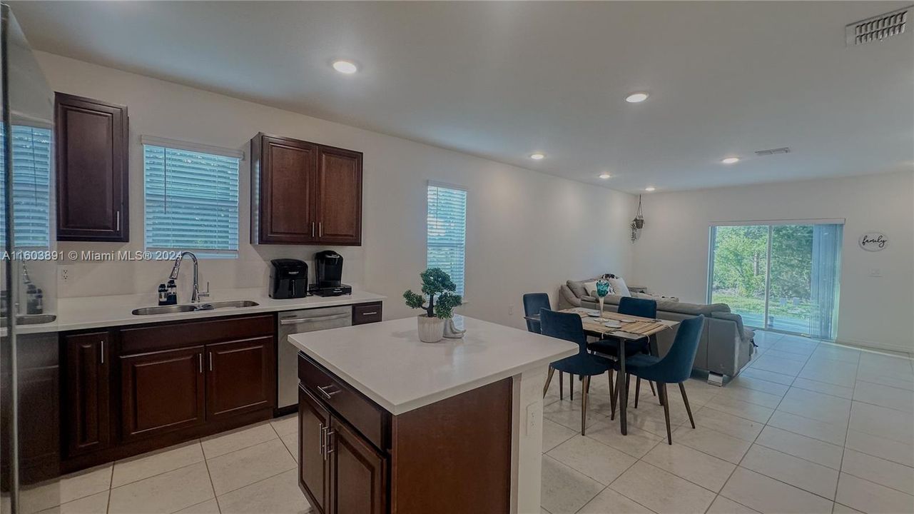 Active With Contract: $324,900 (3 beds, 2 baths, 0 Square Feet)