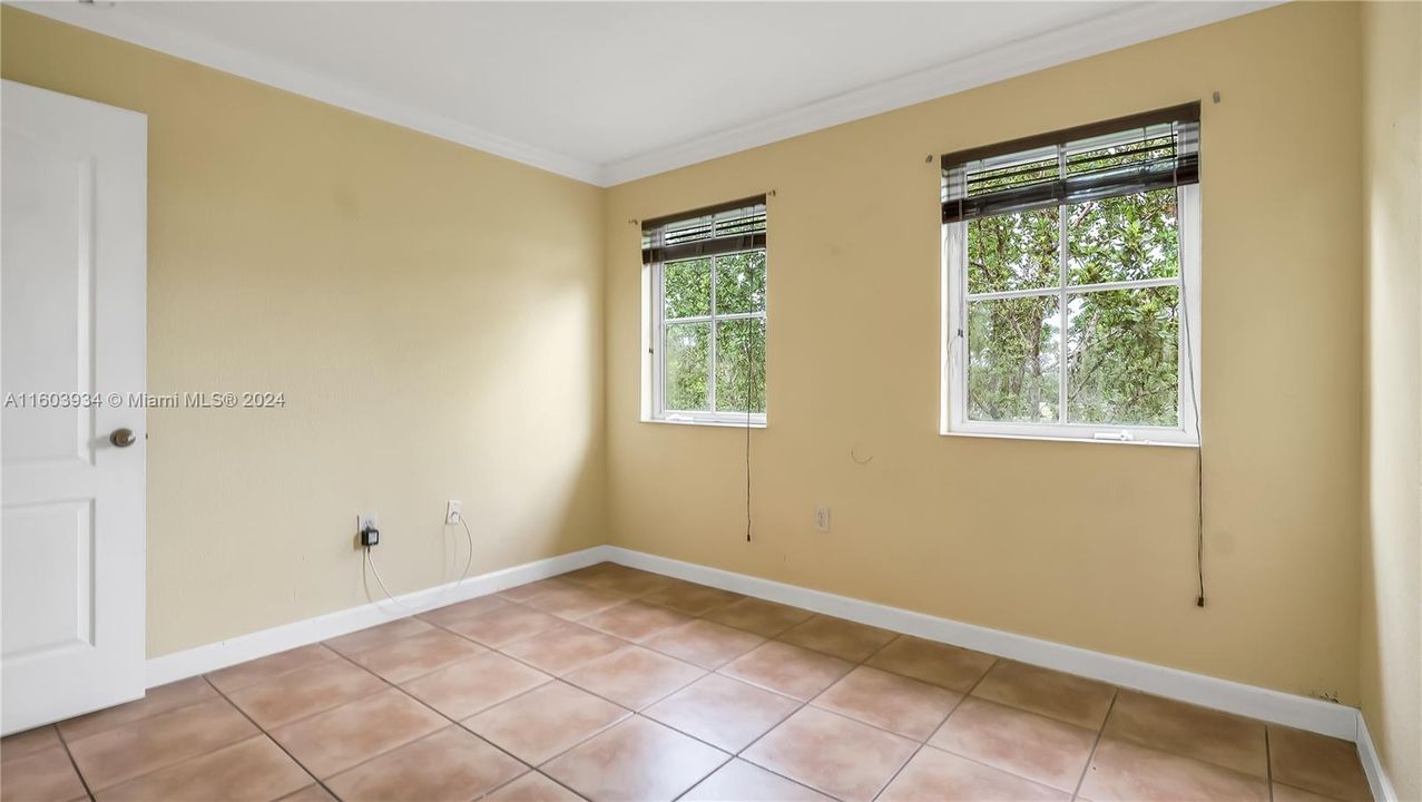 For Sale: $413,900 (3 beds, 2 baths, 1445 Square Feet)