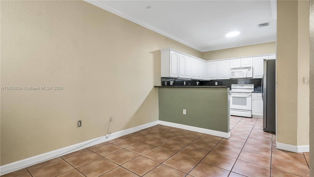 For Sale: $413,900 (3 beds, 2 baths, 1445 Square Feet)