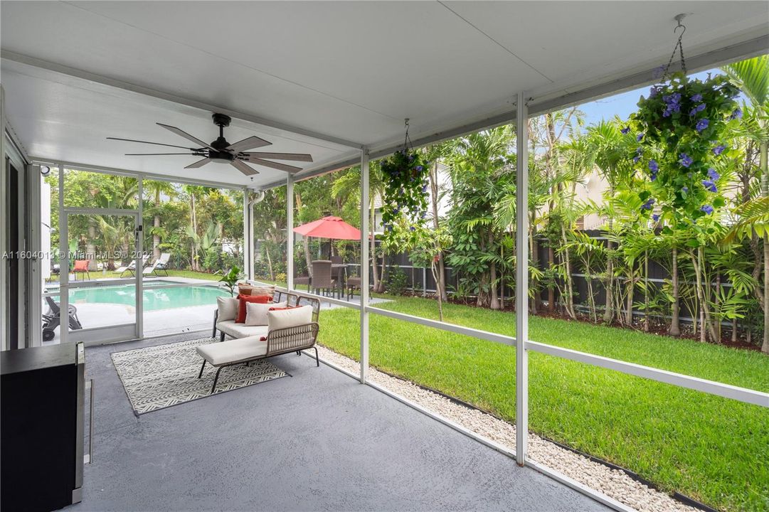 Active With Contract: $849,000 (4 beds, 2 baths, 2132 Square Feet)