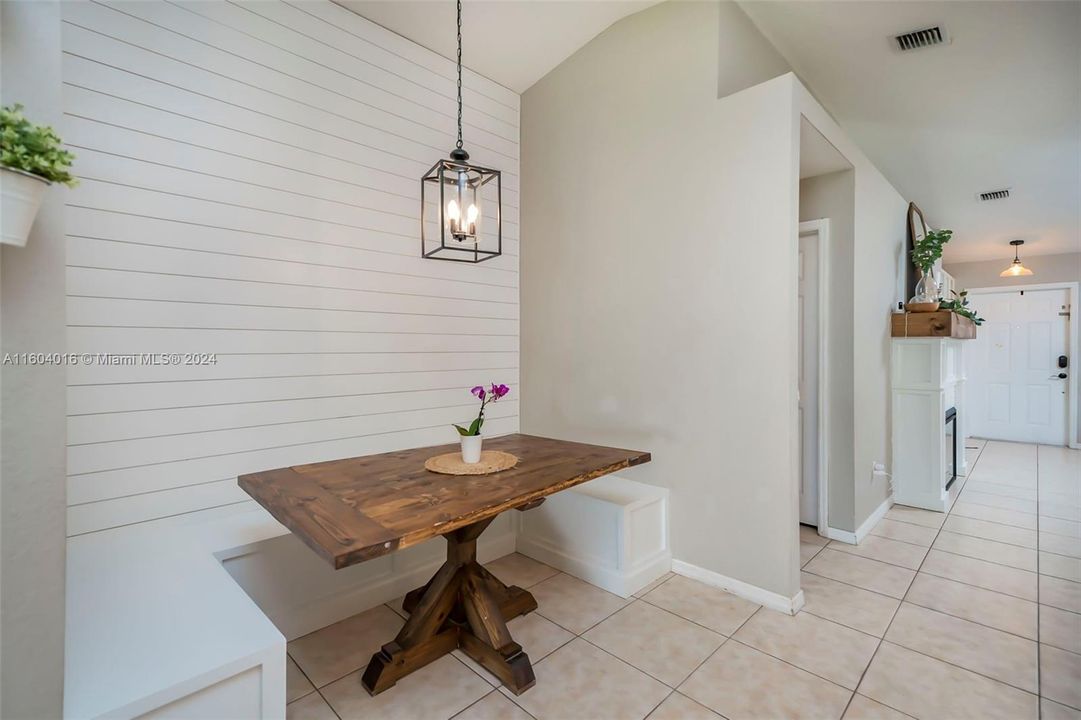 For Sale: $625,000 (3 beds, 2 baths, 1535 Square Feet)