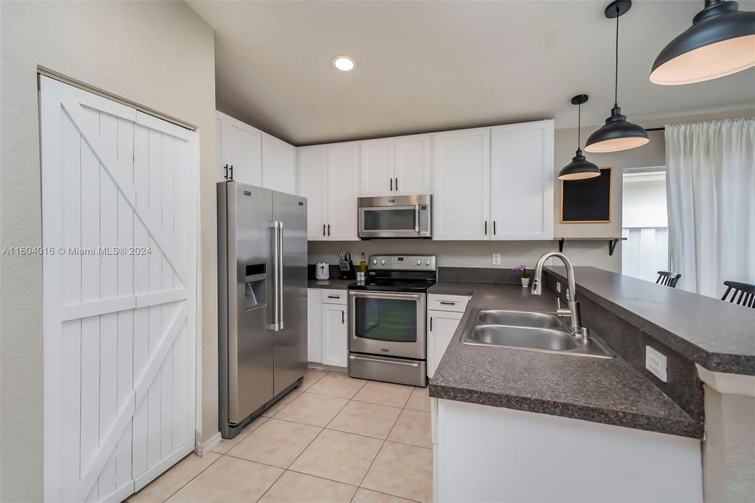 For Sale: $625,000 (3 beds, 2 baths, 1535 Square Feet)