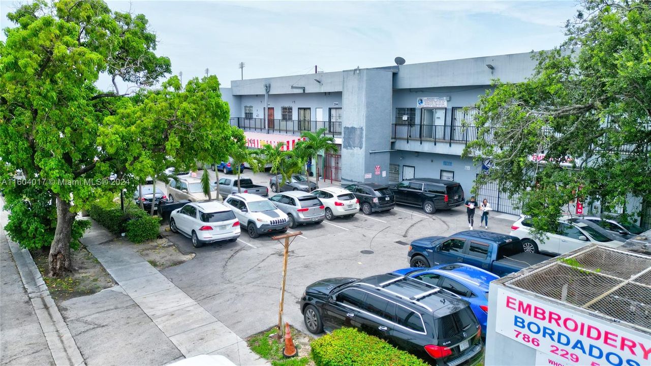 Active With Contract: $5,500,000 (0 beds, 0 baths, 0 Square Feet)