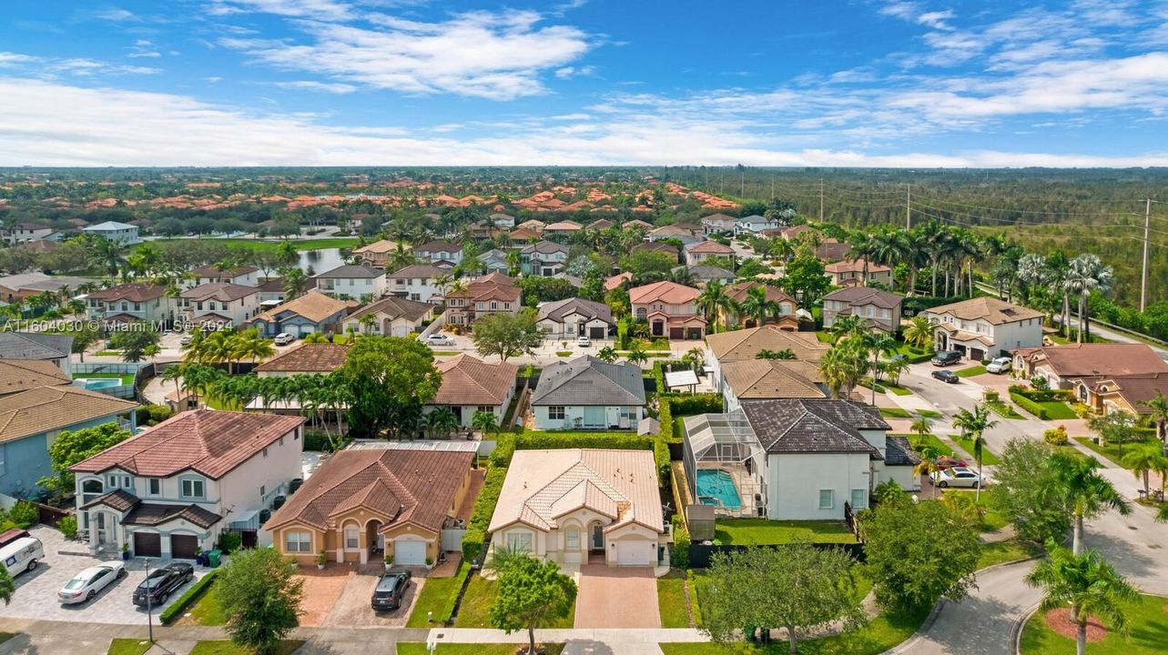 Active With Contract: $685,000 (3 beds, 2 baths, 1618 Square Feet)