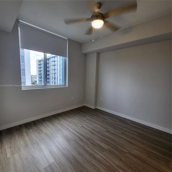 Recently Rented: $2,787 (2 beds, 2 baths, 915 Square Feet)
