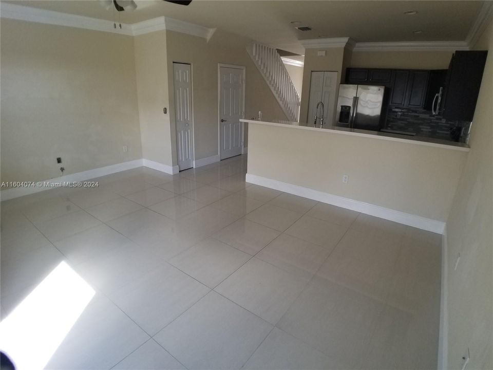 For Rent: $2,990 (3 beds, 2 baths, 1545 Square Feet)