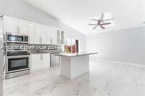 Recently Sold: $599,000 (4 beds, 3 baths, 1751 Square Feet)