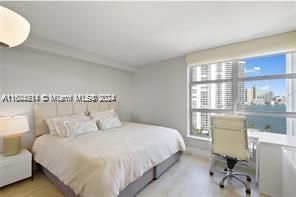 For Sale: $640,000 (2 beds, 2 baths, 1361 Square Feet)
