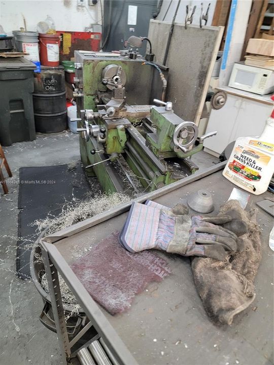 Shop station, lathe #4