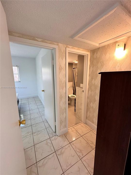 For Rent: $1,600 (2 beds, 2 baths, 925 Square Feet)