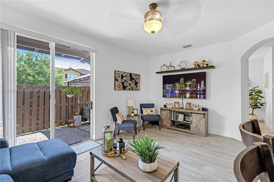 Active With Contract: $395,000 (3 beds, 2 baths, 1523 Square Feet)