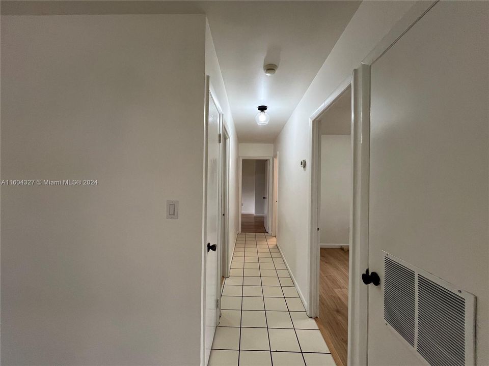 Recently Rented: $3,500 (3 beds, 2 baths, 1499 Square Feet)