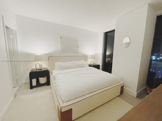 For Sale: $659,000 (2 beds, 2 baths, 972 Square Feet)