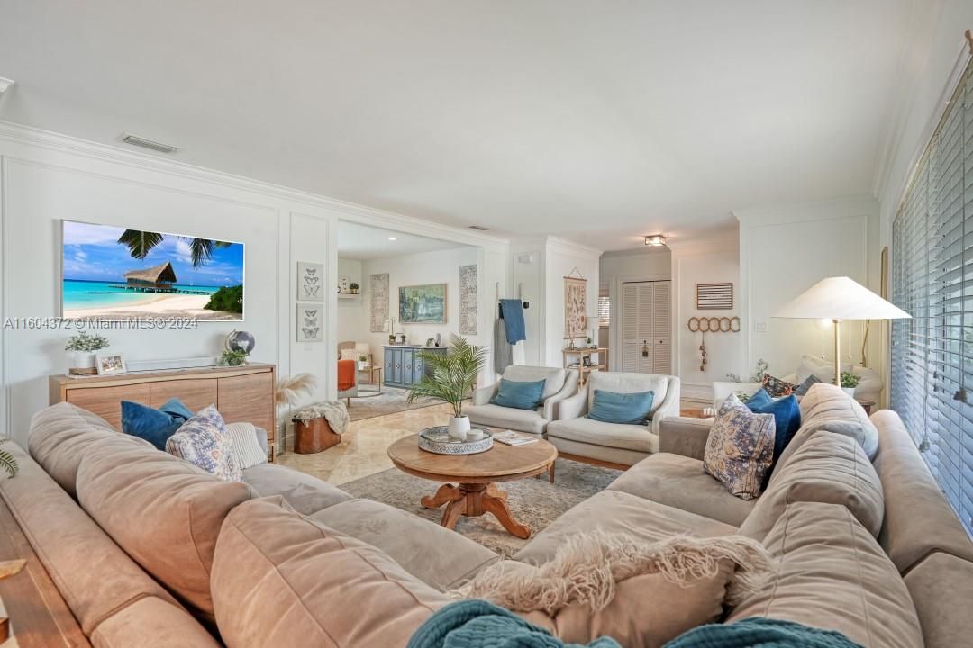 Active With Contract: $1,349,000 (3 beds, 2 baths, 2153 Square Feet)