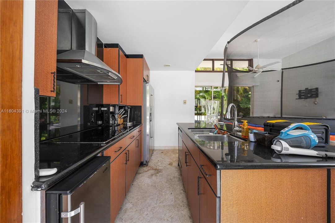 En Venta: $2,900,000 (5 camas, 4 baños, 5213 Pies cuadrados)