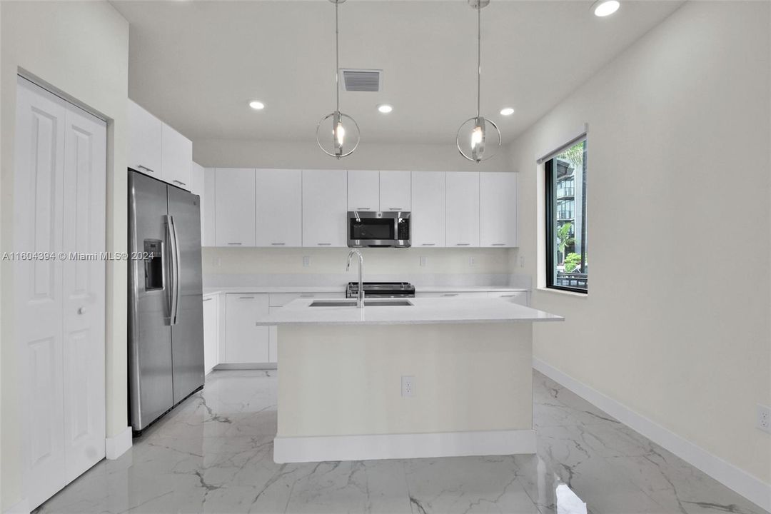 Active With Contract: $5,250 (3 beds, 2 baths, 0 Square Feet)