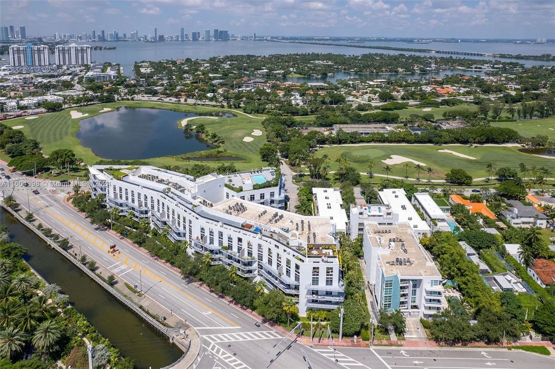 For Sale: $1,750,000 (2 beds, 2 baths, 1450 Square Feet)