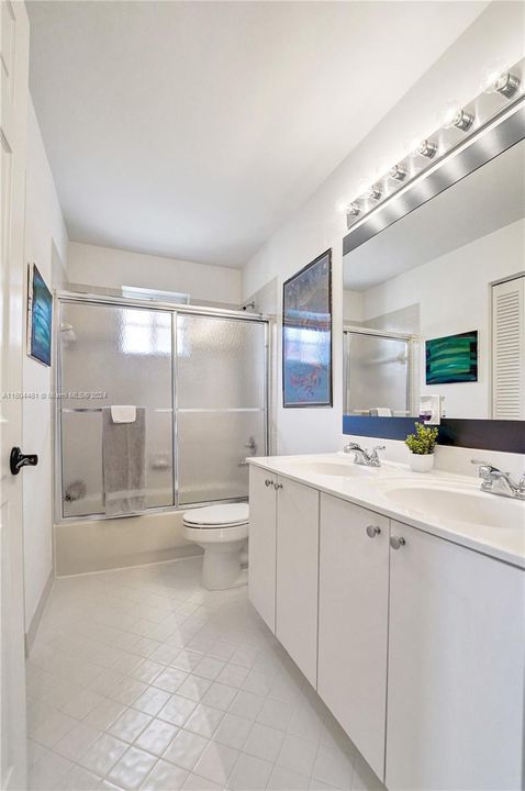 Active With Contract: $850,000 (4 beds, 2 baths, 2274 Square Feet)