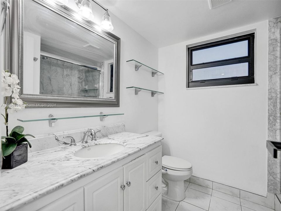 For Sale: $829,000 (2 beds, 2 baths, 1400 Square Feet)