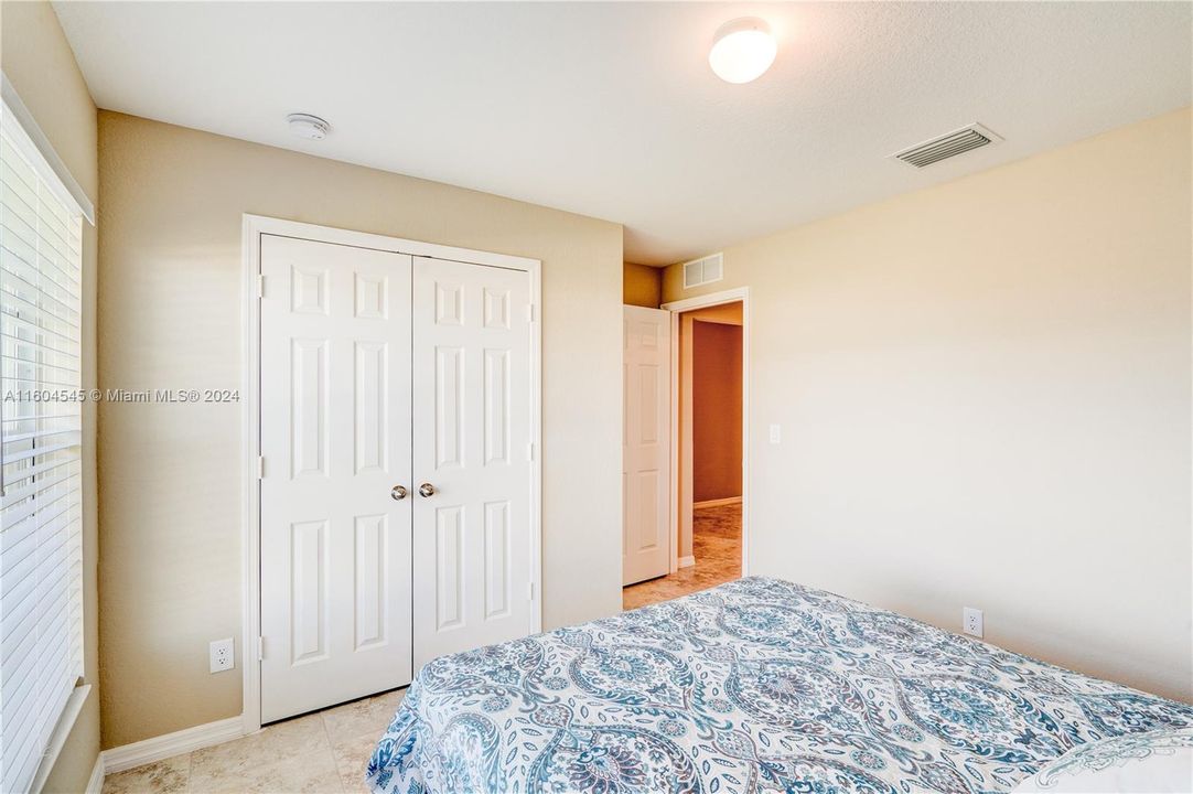 For Sale: $347,501 (2 beds, 2 baths, 1551 Square Feet)