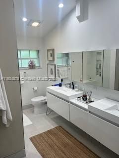 Active With Contract: $5,500 (3 beds, 2 baths, 1892 Square Feet)