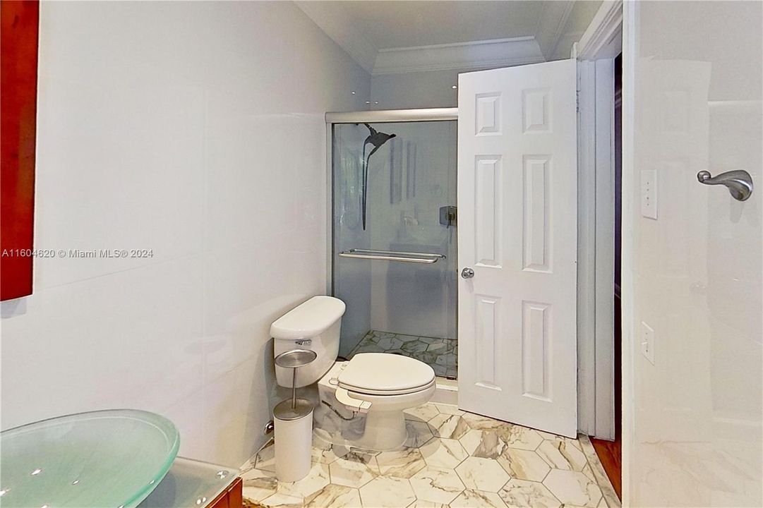 待售: $779,000 (4 贝兹, 2 浴室, 2334 平方英尺)