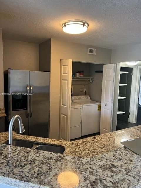 Recently Sold: $230,000 (2 beds, 2 baths, 1020 Square Feet)