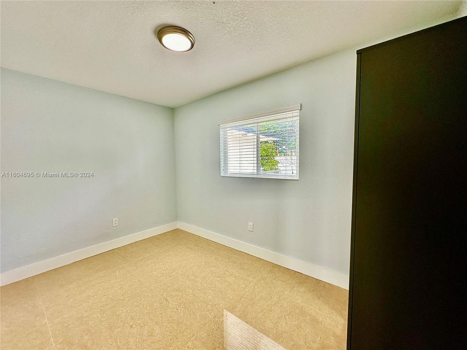 For Rent: $4,000 (2 beds, 2 baths, 1961 Square Feet)